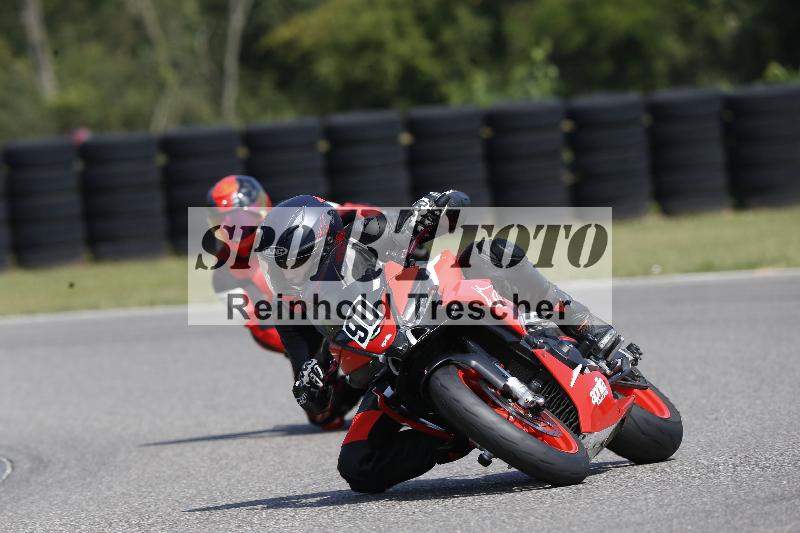 /45 10.08.2025 Plüss Moto Sport ADR/Einsteiger/90